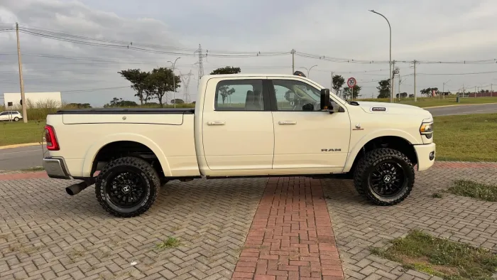 Camioneta RAM