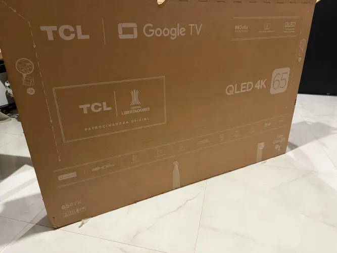 TV 65 smart 4k Qled 1 mês de uso c/ nota e garantia de 11 meses