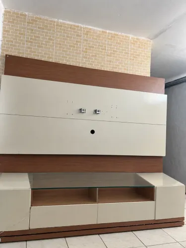 Rack com Painel para TV - Grande e Resistente R$ 450,00 (negociável)
