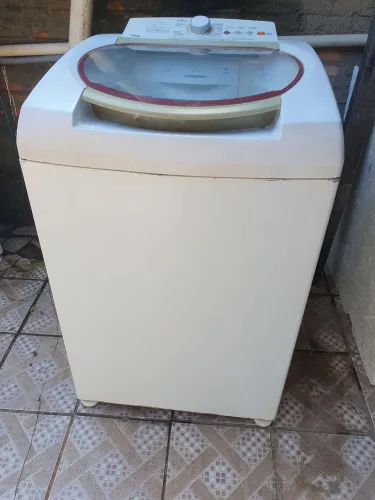 Máquina de lavar roupa Brastemp ative 11kg 127v Usada .