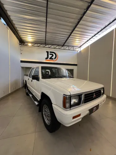 Mitsubishi L200 GL 2.5 4X4 CD Diesel 1999