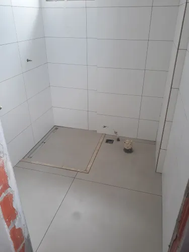 Instalação de porcelanatos pisos revestimentos