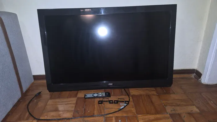 TV AOC 42 polegadas (nao é smart)