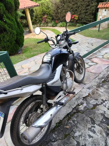 Moto 150,com preço de catira troco por moto maior cilindrada 