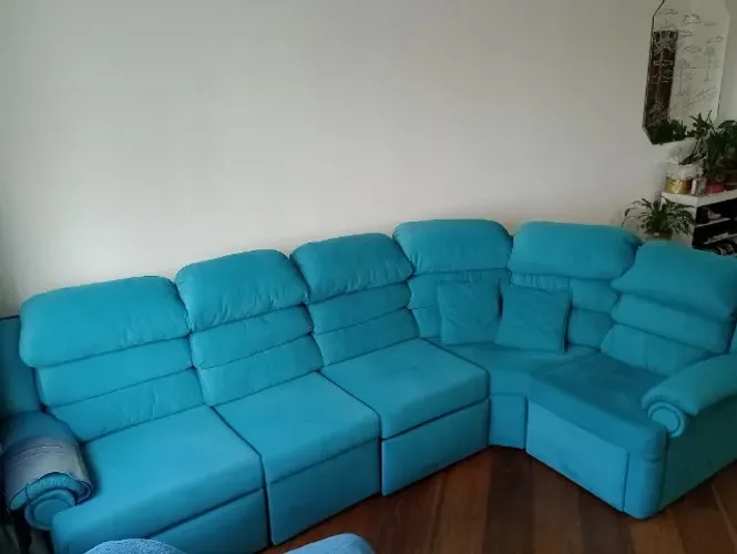 Sofá com poltronas reclináveis