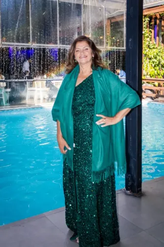 Vestido de festa Paetes Verde Esmeralda G