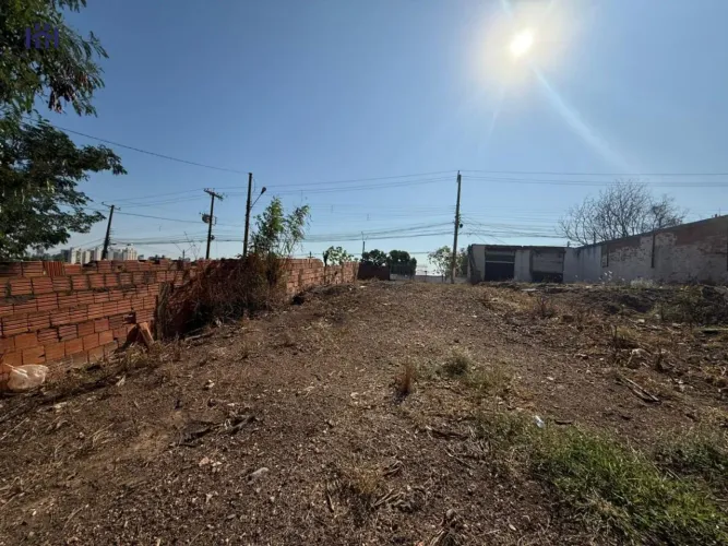 Terreno Comercial à venda 465 m² por R$ 465.000,00 - Bairro Alvorada - Cuiabá MT. REF: 69