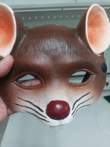 Máscara do Ratinho