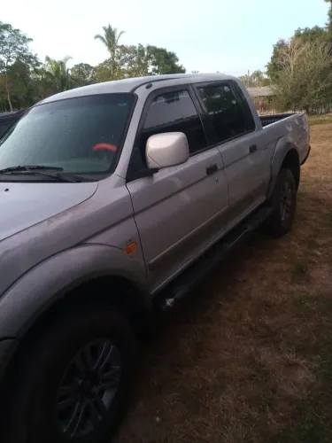 Mitsubishi L200 Outdoor GLS 2.5 4X4 CD TDI Diesel 2010