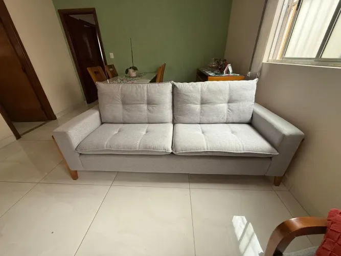 Sofa 3 lugares pouco uso