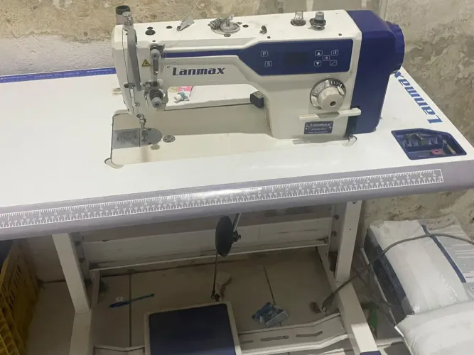 Máquina reta direct drive corte automático