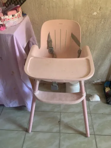 Cadeira de alimentação
