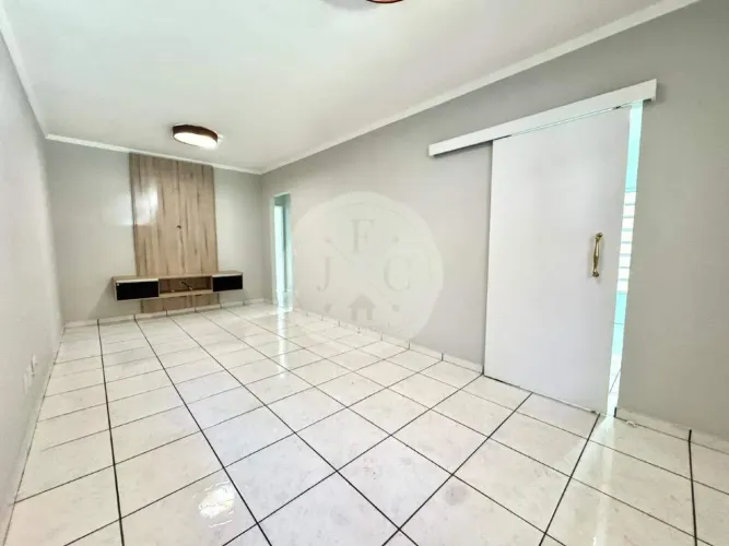 Casa térrea - 3 Quartos - Venda no Condomínio Villa D'Italia