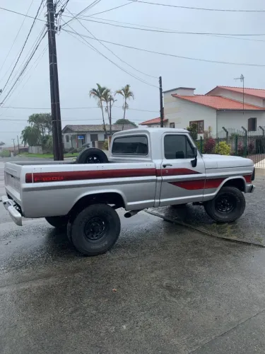 Ford F-1000 S. S. Diesel / S.s. Diesel Turbo 1987