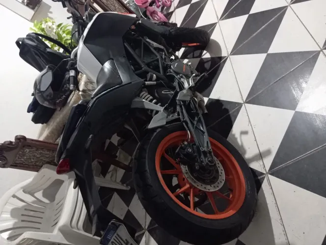 Ktm 200 