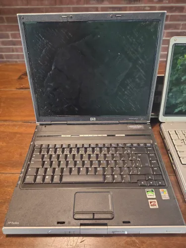 Peças HP PAVILION ZE2000