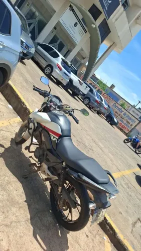 Moto CG 160 barato pra ir logo