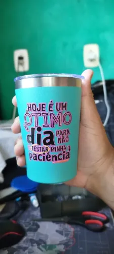 Copos Térmicos com Frases Legais