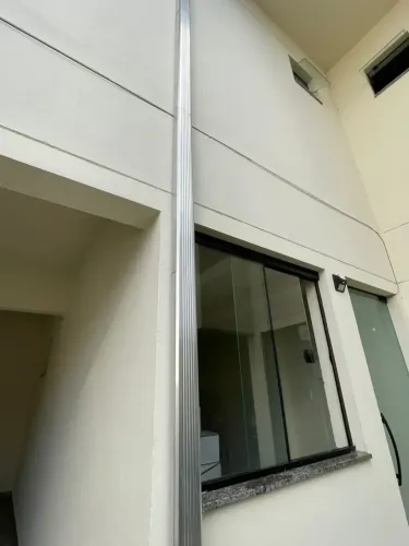 Sobrado para aluguel com 69 metros quadrados com 2 quartos em Dom Bosco - Itajaí - SC