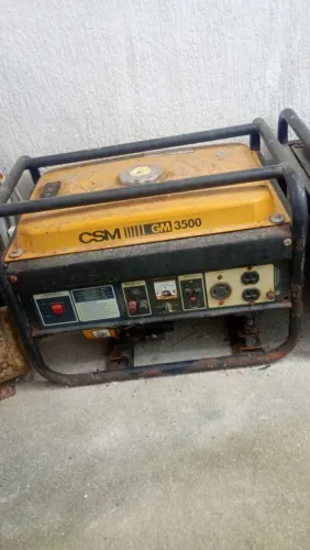 Vendo gerador bom estado funcionando 110 e 220