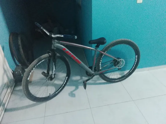 Bicicleta aro 29 montada