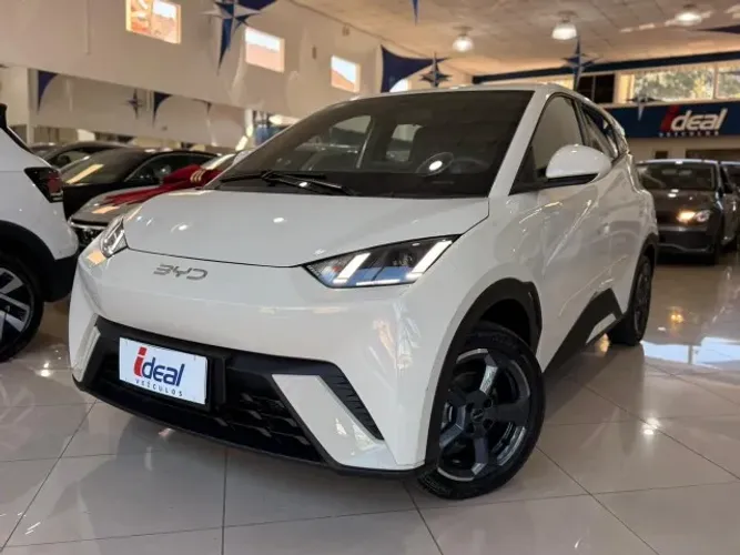 BYD Dolphin EV (Elétrico) 2025