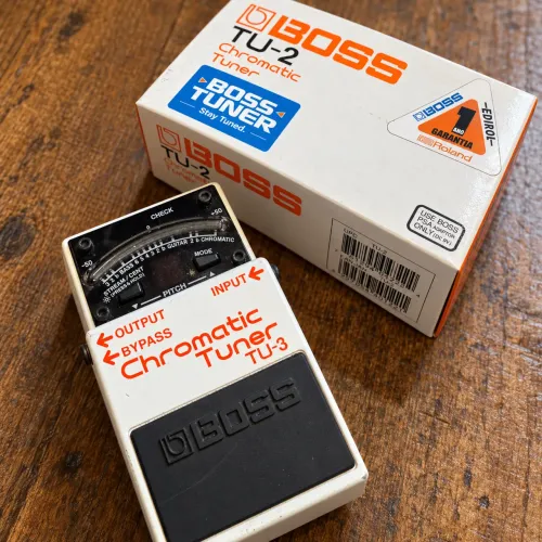 Boss TU-3 Chromatic Tuner + Caixa Original