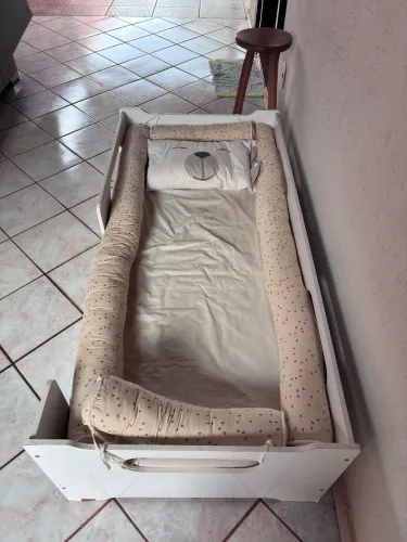 Cama Montessoriana