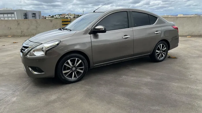 Nissan Versa SL 1.6 16V Flexstart 4P Aut. 2020