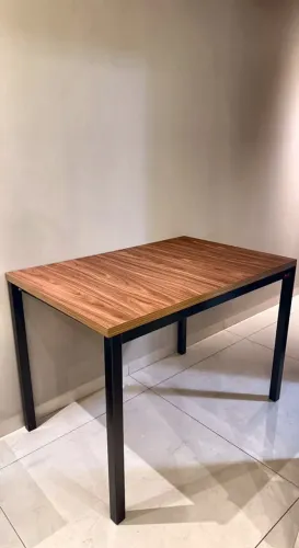 Mesa de jantar Ciplafe Flex 1,10 m, 4 lugares, tampo amêndoa