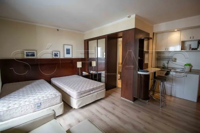 Apartamento no Itaim Bibi totalmente mobiliado para locação.