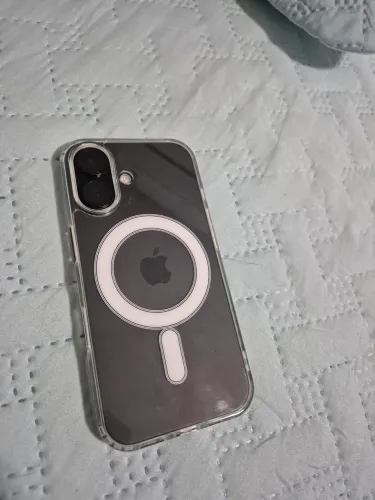 iPhone 16 128GB