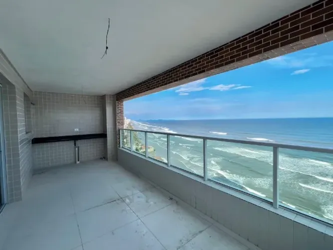 Apartamento à venda em Mongaguá Frente Mar