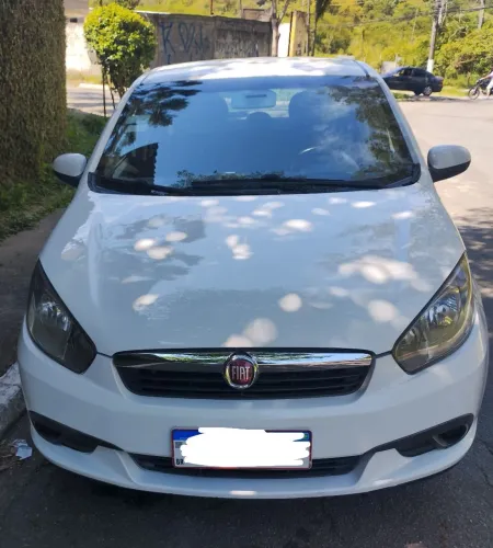 Fiat Grand Siena Tetrafuel 1.4 EVO F. Flex 8V 2016