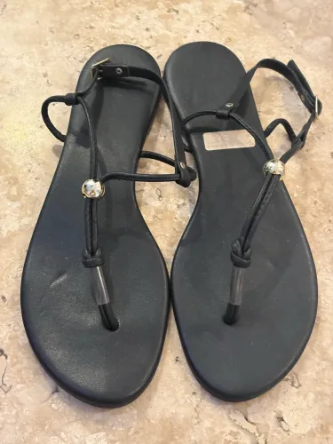 Sandália rasteirinha- pouco uso TAM 37