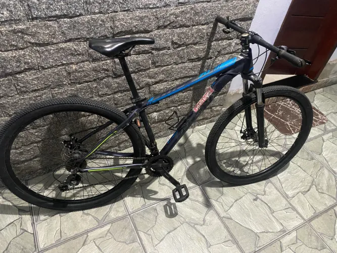 Vendo bicicleta aro 29 quadro 17