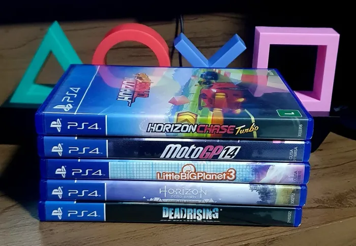 Pack com 5 jogos PS4