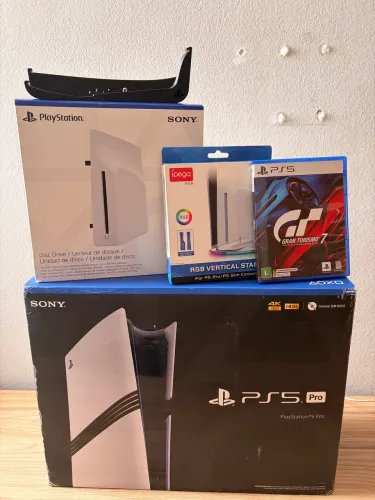 PS5 PRO nacional com leitor, jogo, NF e acessórios