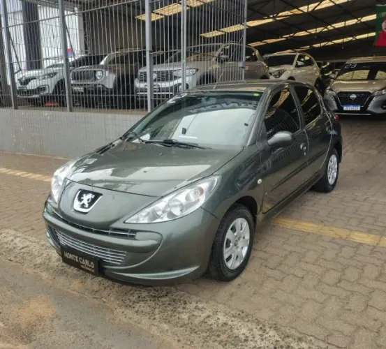 Peugeot 207 XR 1.4 Flex 8V 5P 2012