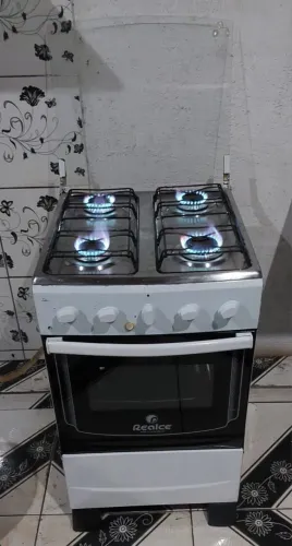 Ótimo fogão realce top de 4 bocas manual conservado