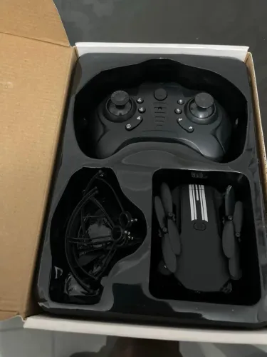 Mini Drone com câmera com 4 baterias