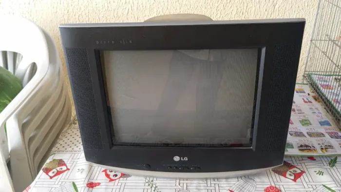 Tv Lg 14 Polegadas Ultra Slim Mod. 14sb1rb #