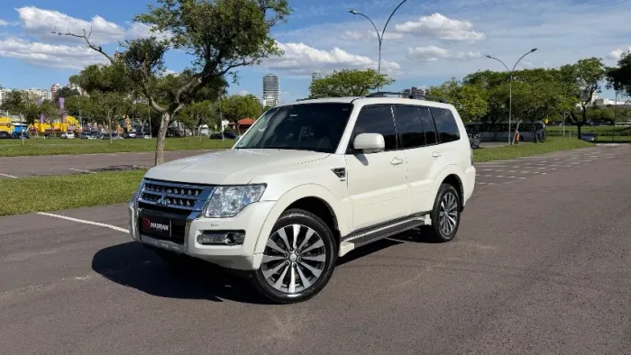 Mitsubishi Pajero HPE Full 3.2 4X4 T.i.dies. 5P AUT 2019