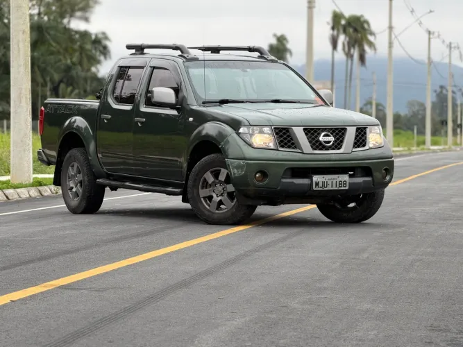 Nissan Frontier SE Attack CD 4X4 2.5 TB Diesel 2012