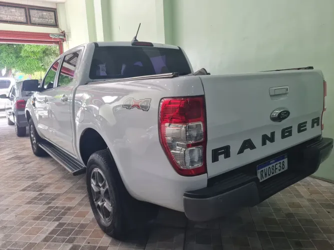 Ford Ranger XLS 2.2 4X4 CD Diesel Aut. 2023