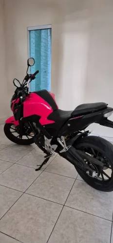Honda CB300F Twister ABS Vermelha