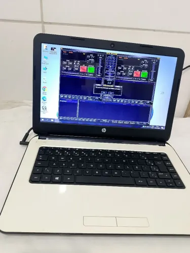 Notebook completo HD de 500gb 4gb windows e BPM instalados 