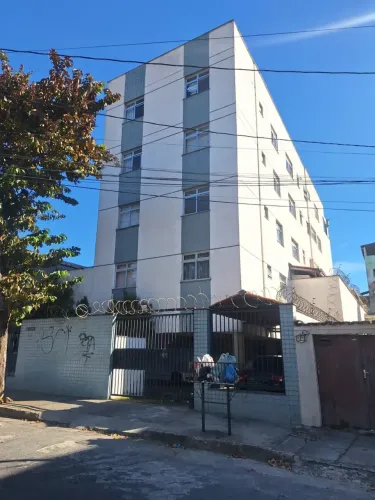 Excelemte 2 quartos com armários e 01 vaga de garagem no Boa Vista - Belo Horizonte - MG