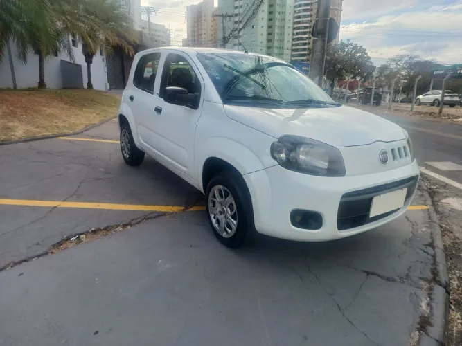Fiat Uno Vivace Celeb. 1.0 EVO F.flex 8V 5P 2014