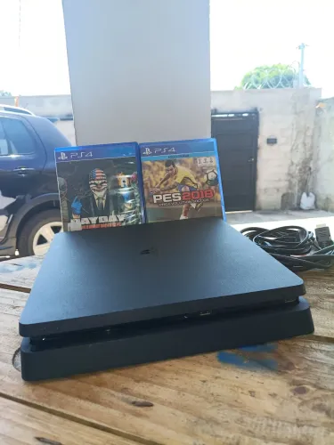 PS4 SLIM